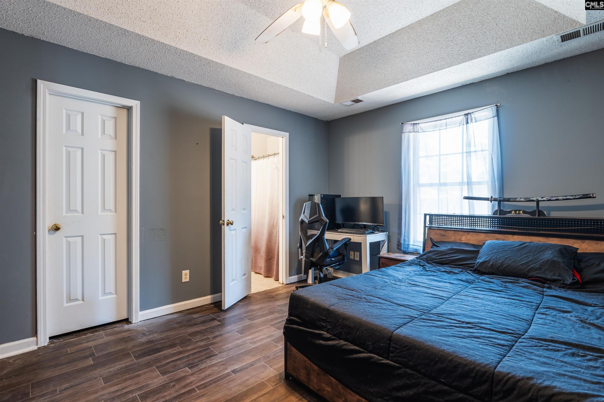 128 Sandy Creek Court Photo 14