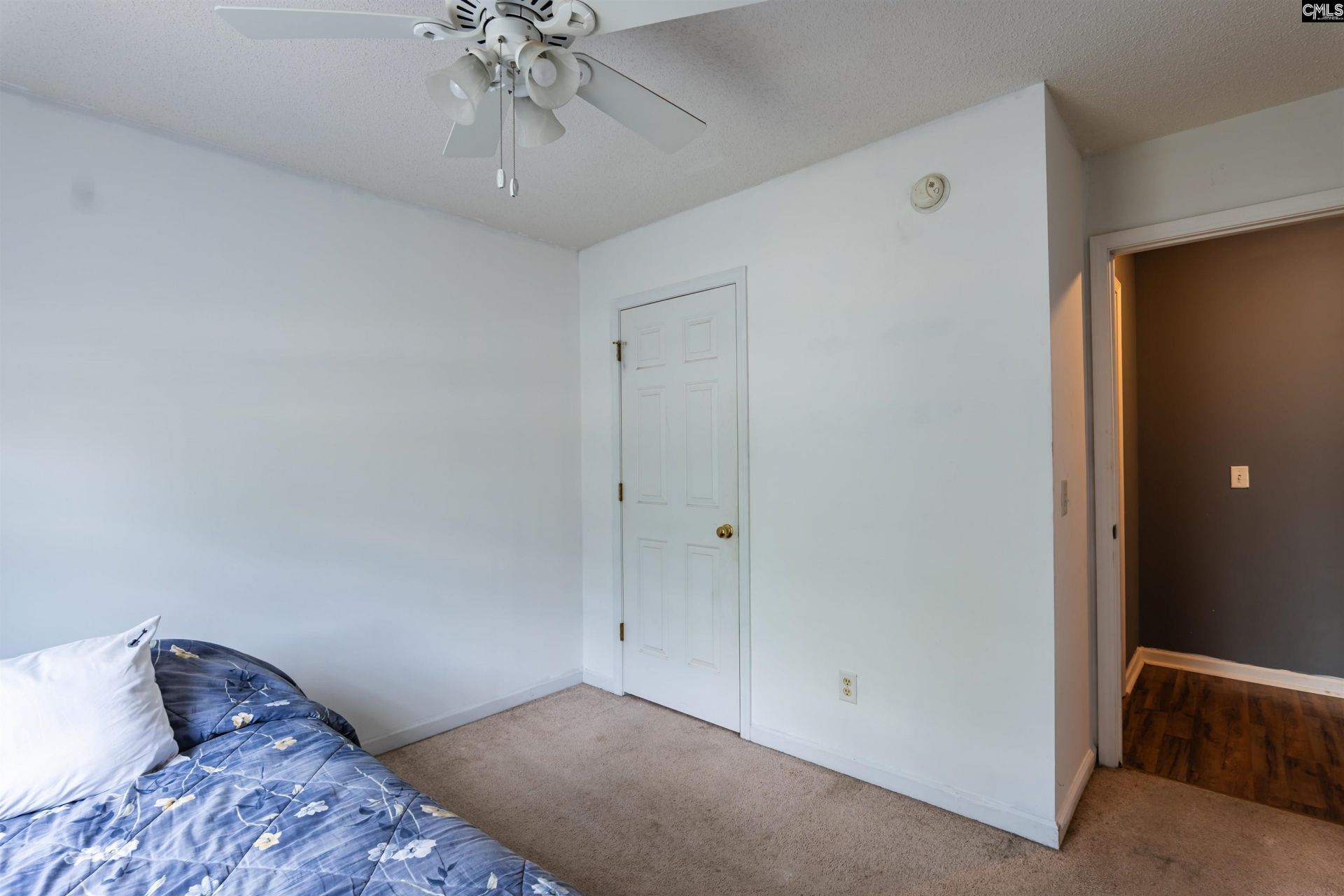 128 Sandy Creek Court Photo 18