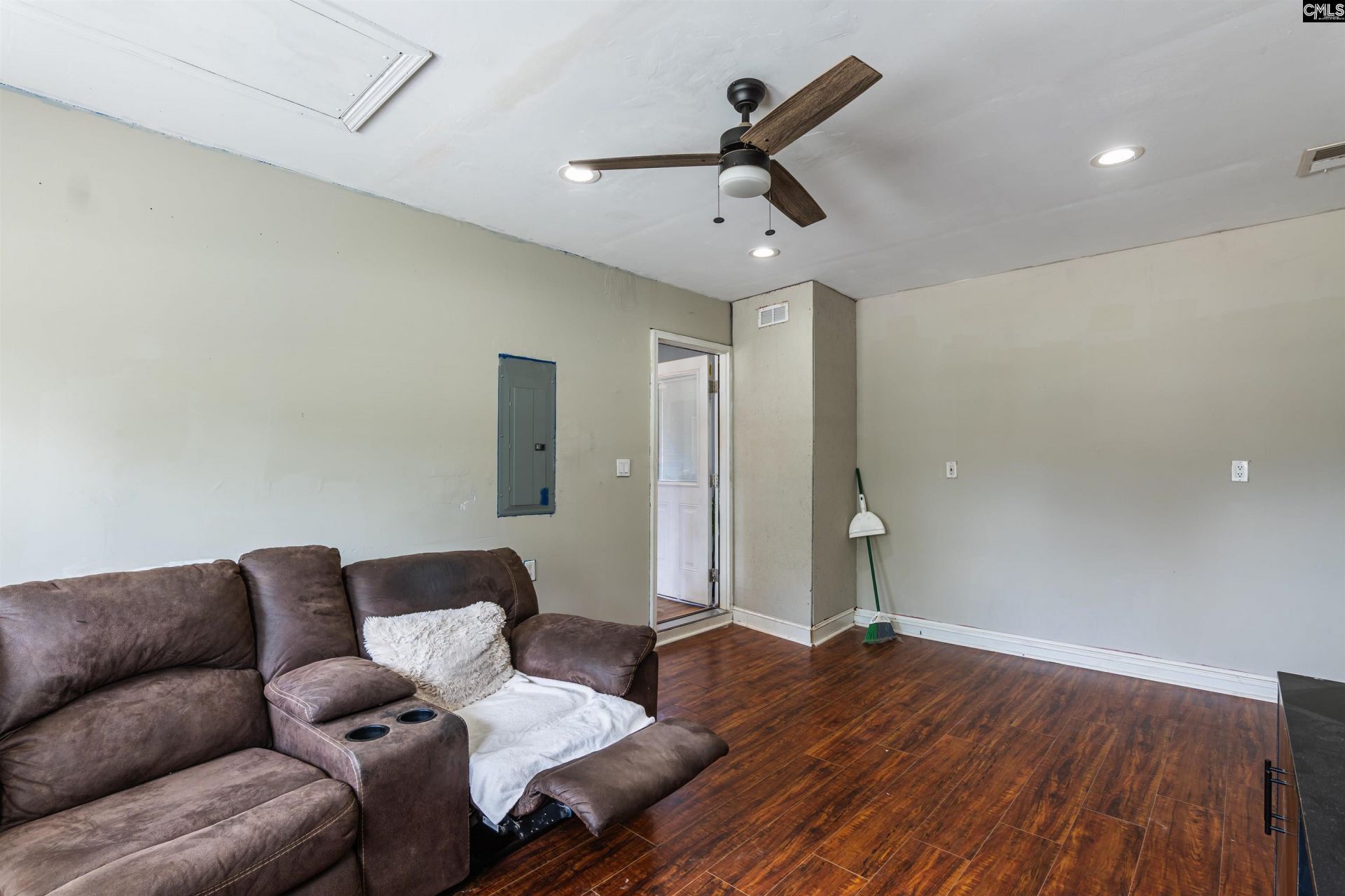 128 Sandy Creek Court Photo 20
