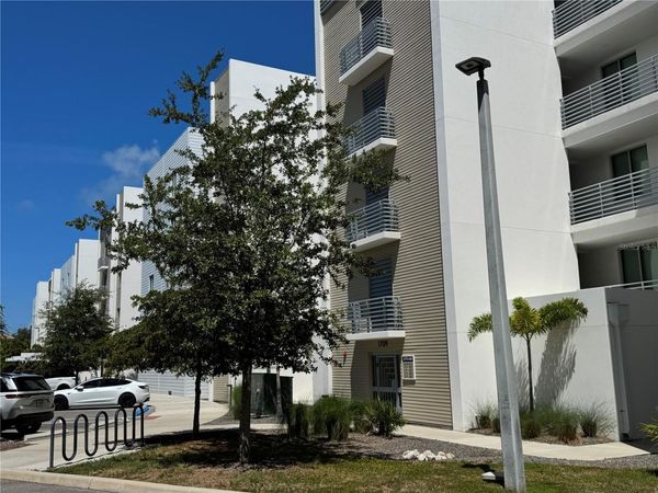1709 N TAMIAMI TRAIL, Unit 327, SARASOTA, FL 34234