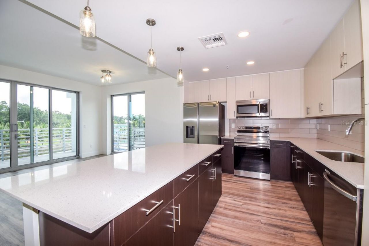 1709 N Tamiami Trail, Unit 327, Sarasota, FL 34234 Photo