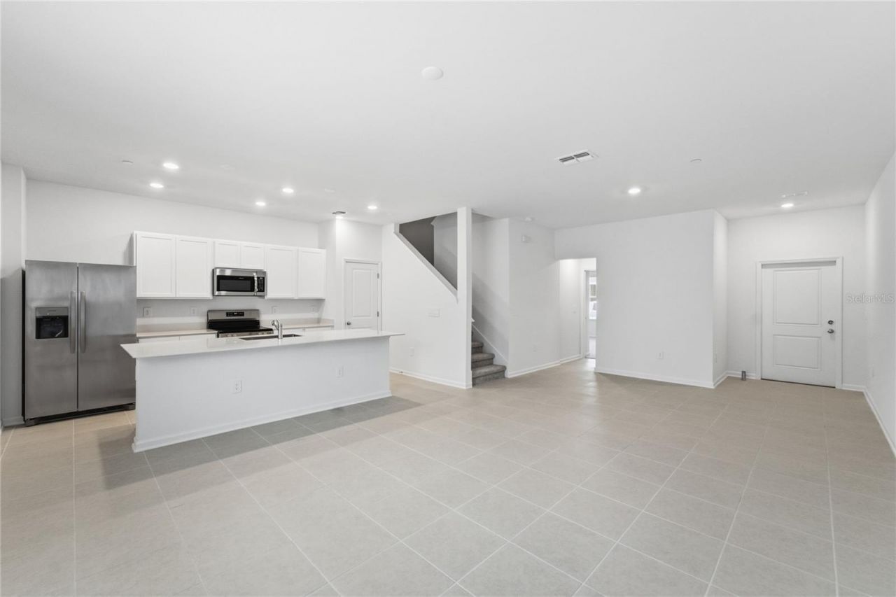 2140 Rider Rain Lane, Apopka, FL 32703 Photo