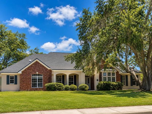 4558 LAKE IN THE WOODS DRIVE , SPRING HILL, FL 34607