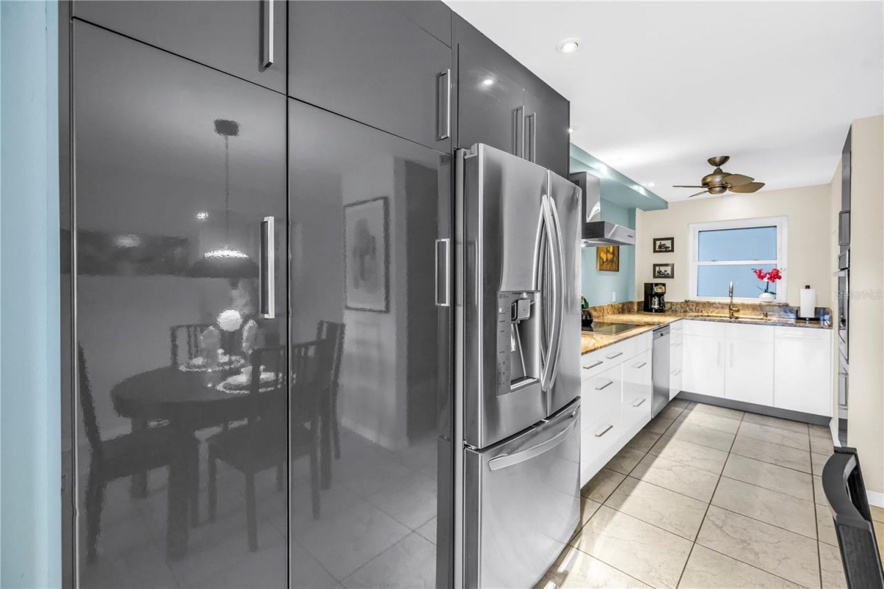 1100 N Shore Drive Ne, Unit 307, Saint Petersburg, FL 33701 Photo