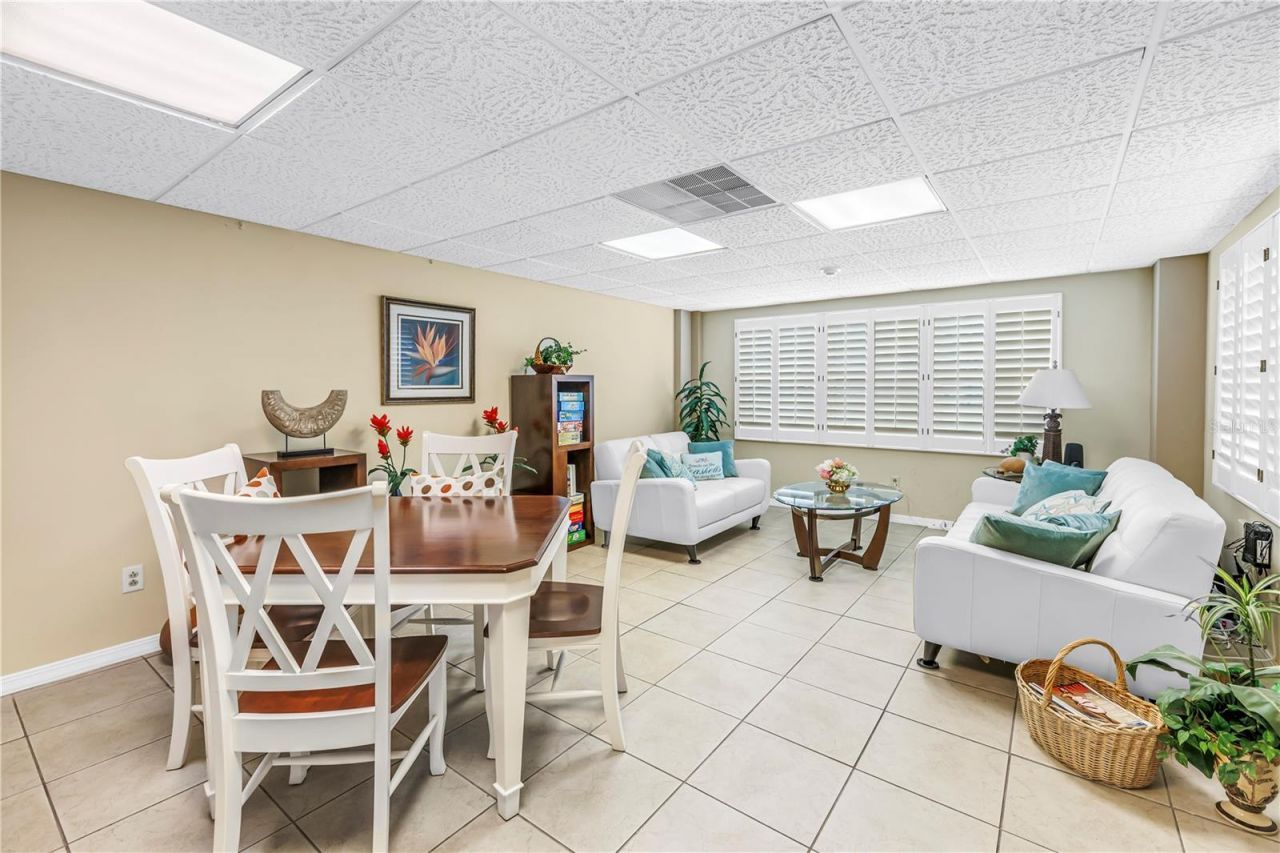 1100 N Shore Drive Ne, Unit 307, Saint Petersburg, FL 33701 Photo