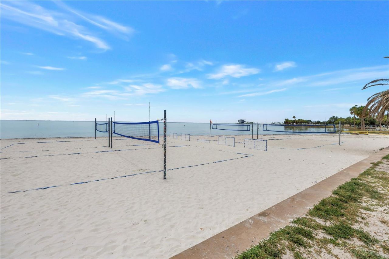 1100 N Shore Drive Ne, Unit 307, Saint Petersburg, FL 33701 Photo