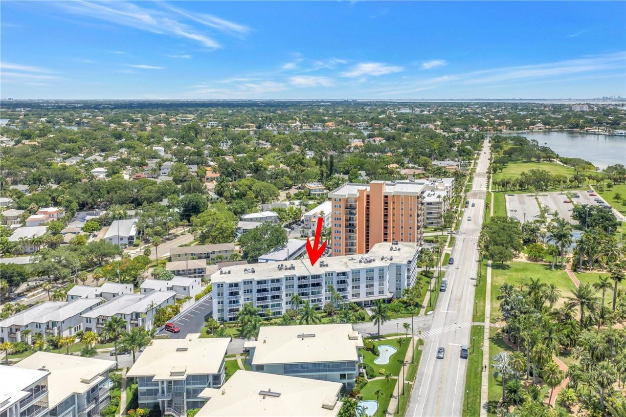 1100 N Shore Drive Ne, Unit 307, Saint Petersburg, FL 33701 Photo