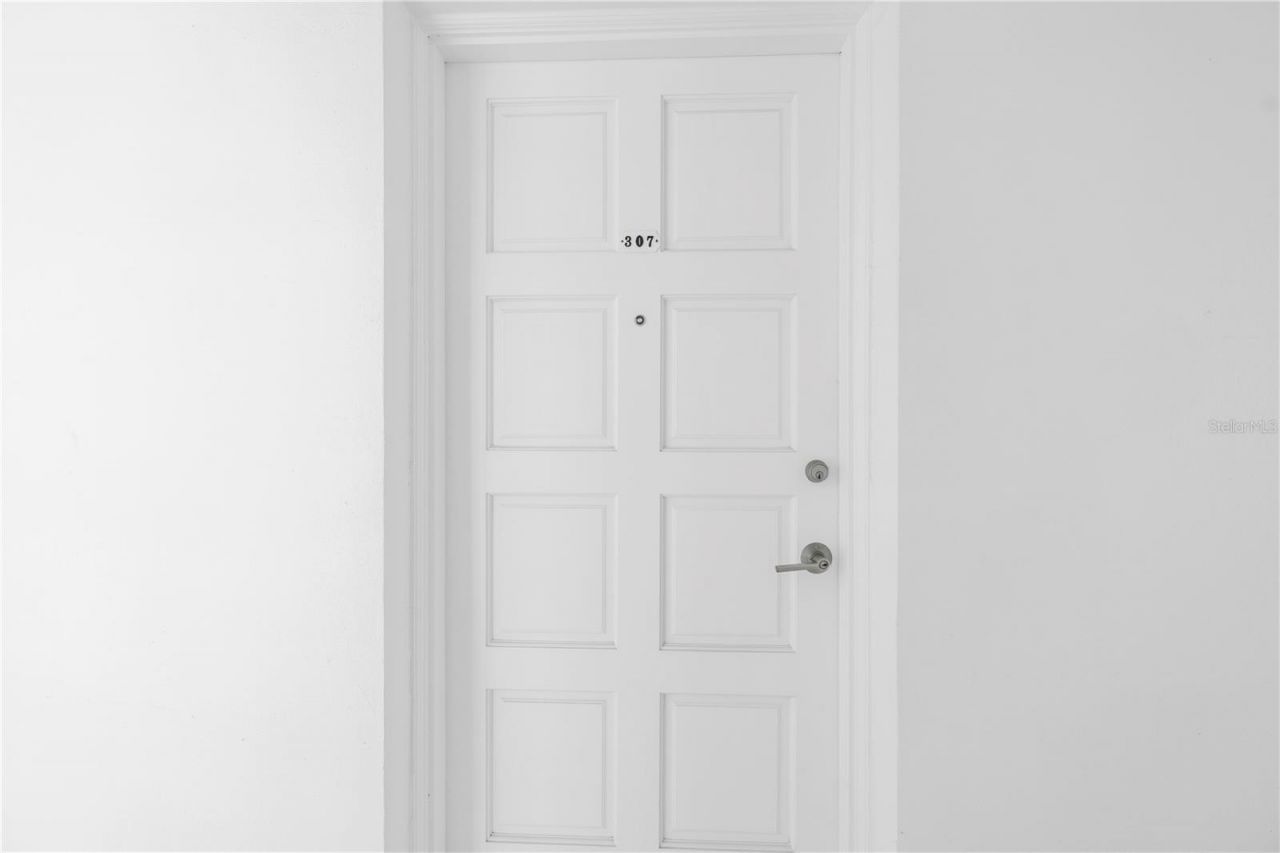 1100 N Shore Drive Ne, Unit 307, Saint Petersburg, FL 33701 Photo