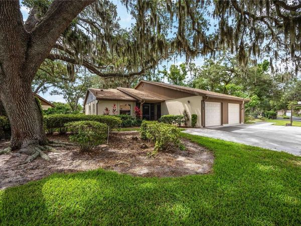 266 OAK HILL DRIVE , Unit 34, SARASOTA, FL 34232