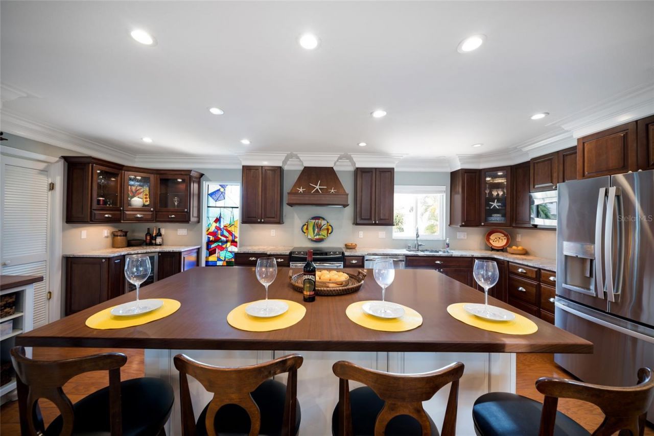 517 Loquat Drive, Anna Maria, FL 34216 Photo