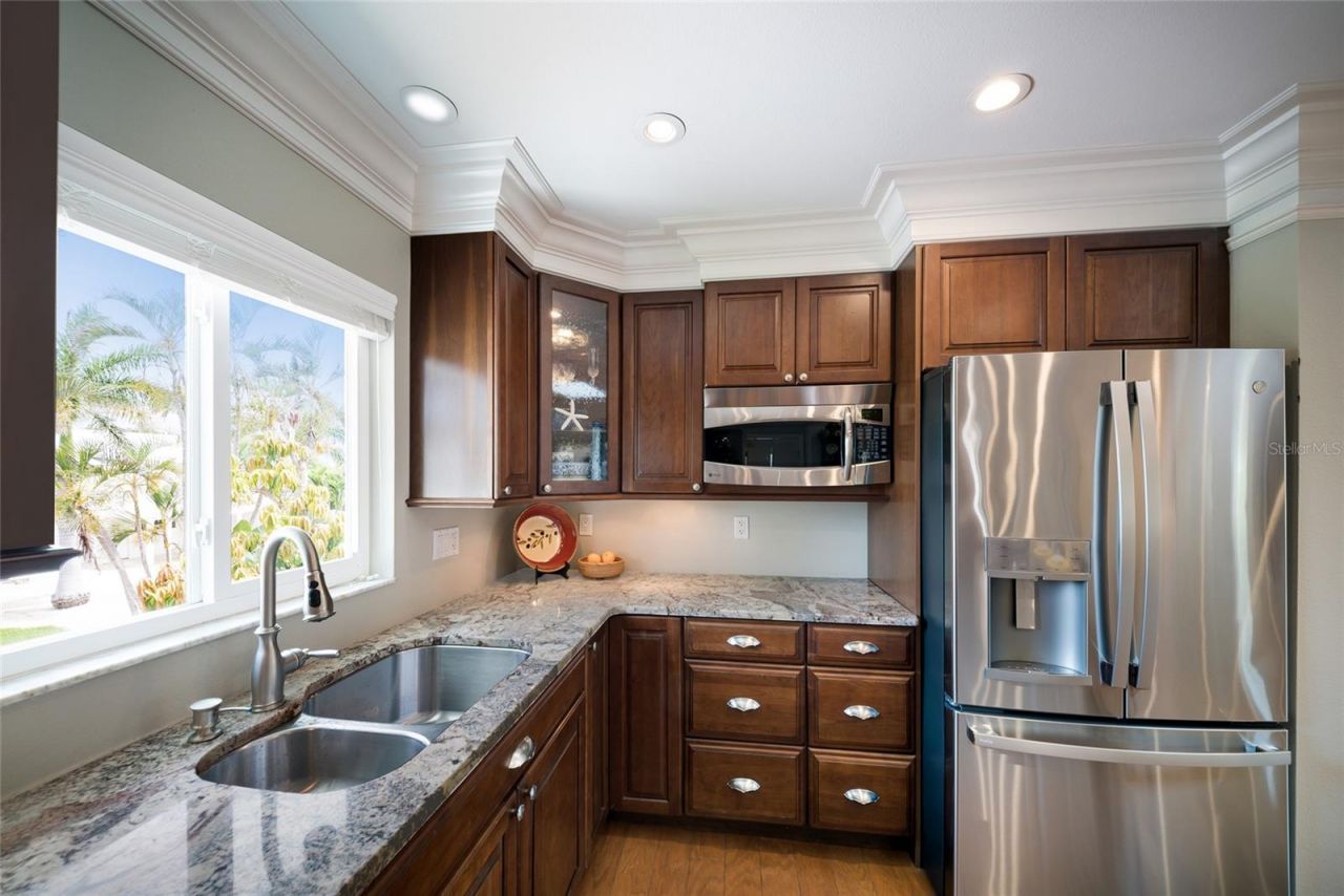 517 Loquat Drive, Anna Maria, FL 34216 Photo