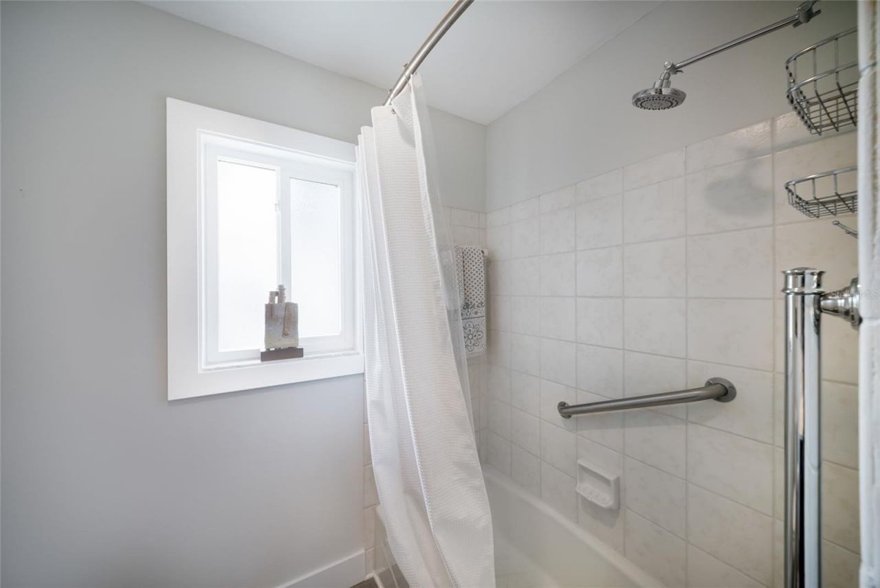 517 Loquat Drive, Anna Maria, FL 34216 Photo