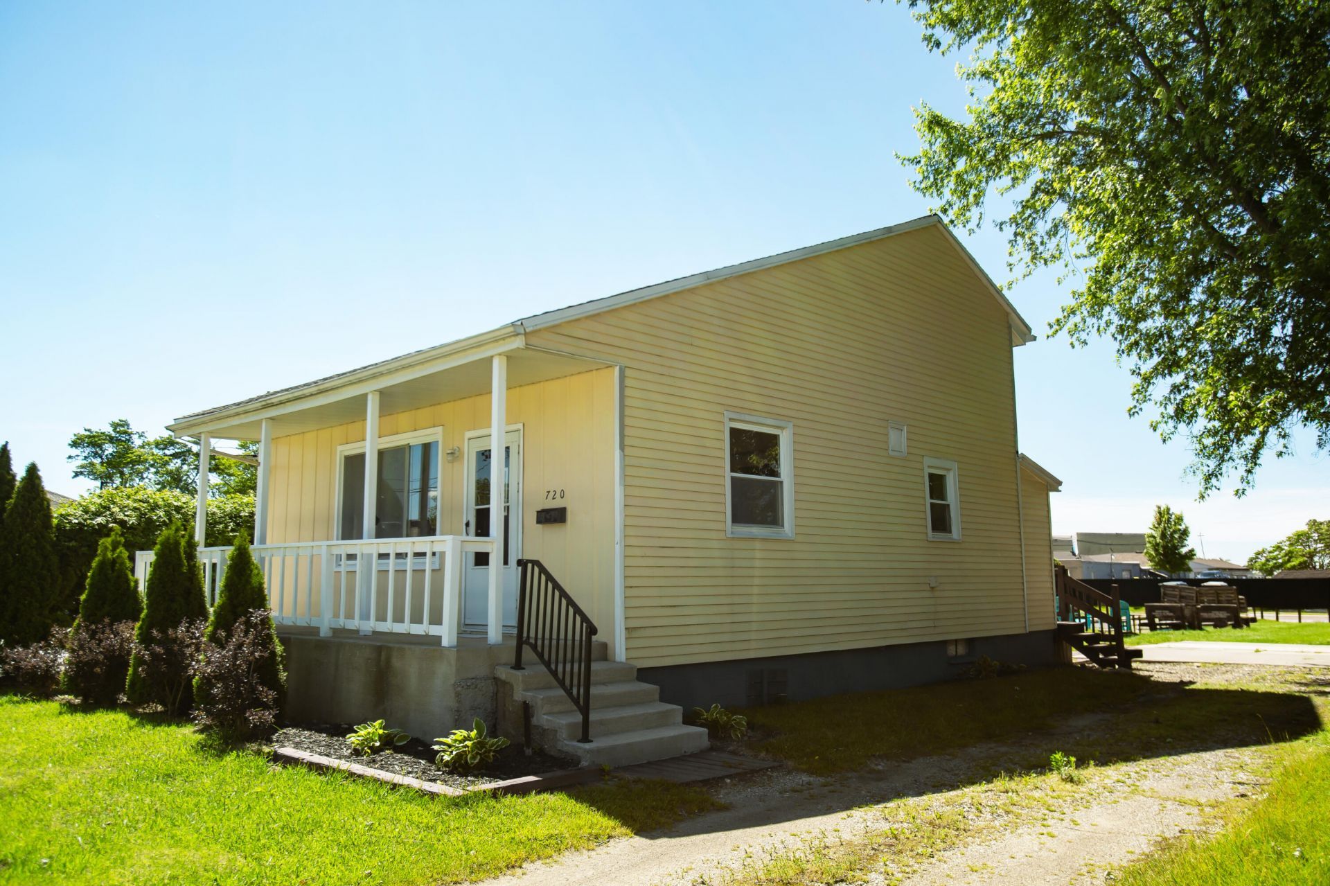 720 Botham Avenue, Saint Joseph, MI 49085 Main Photo
