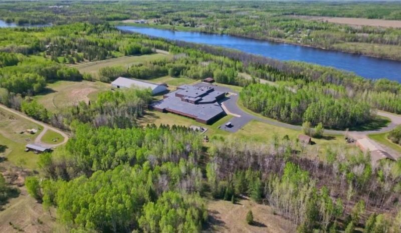 8560 State Highway 11 SE, Baudette, MN 56623