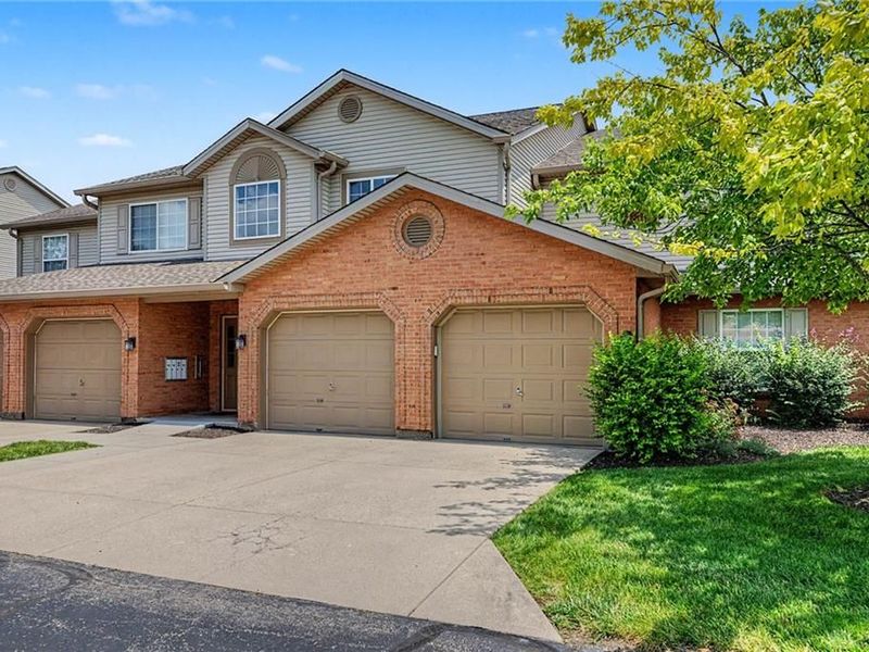 7881 Jessies Way, Unit 202, Fairfield Township, OH 45011 Photo 2