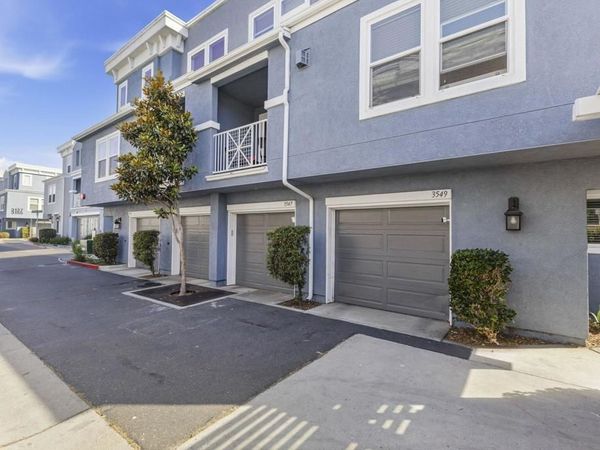 3549 Shoreline Bluff Lane, San Diego, CA 92110