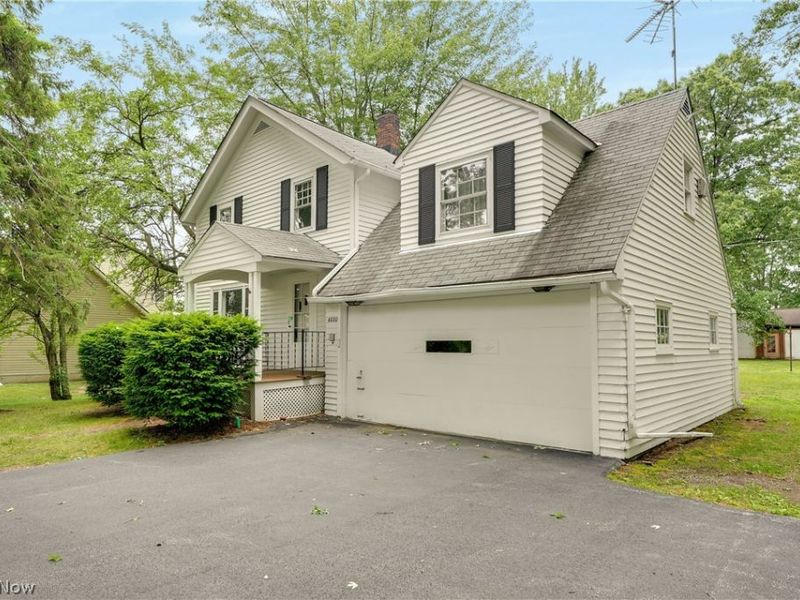 6680 Heisley Road, Mentor, OH 44060 Photo 2