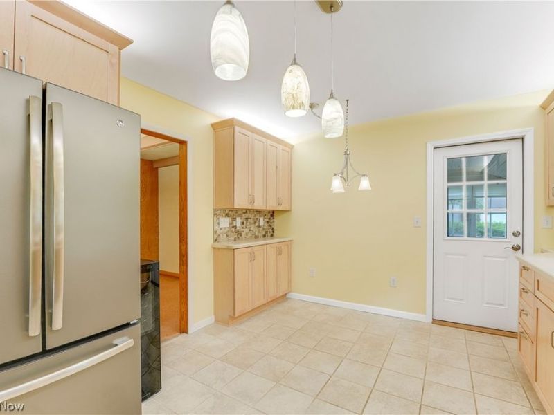 6680 Heisley Road, Mentor, OH 44060 Photo 6