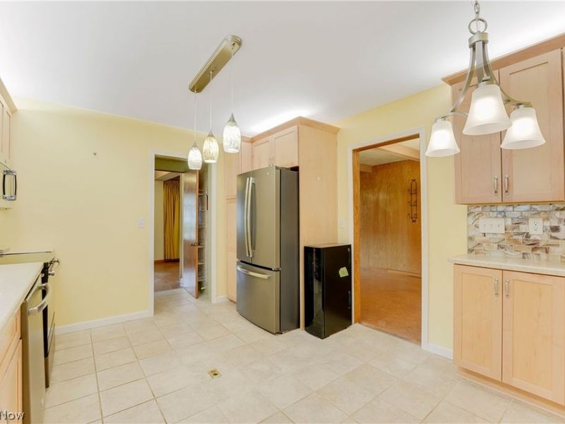 6680 Heisley Road, Mentor, OH 44060 Photo 7