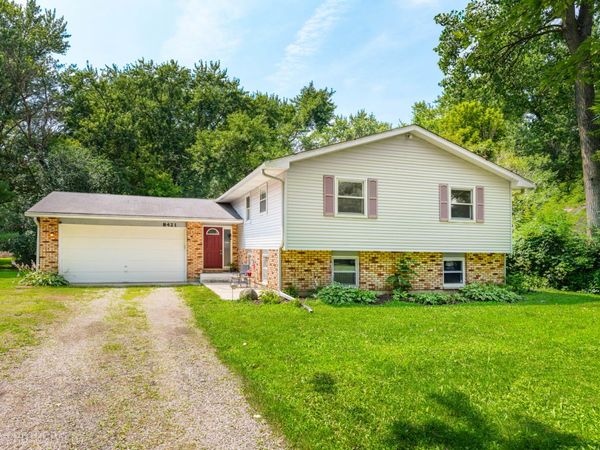 8421 Hickory Nut Grove Road, Cary, IL 60013