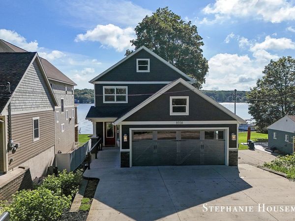 8558 Brower Lake Drive NE, Rockford, MI 49341