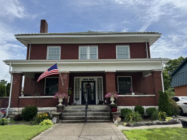 1806 S Main Street, Hopkinsville, KY 42240