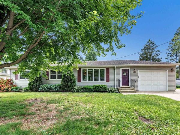 1863 LENWOOD AVENUE, Green Bay, WI 54303