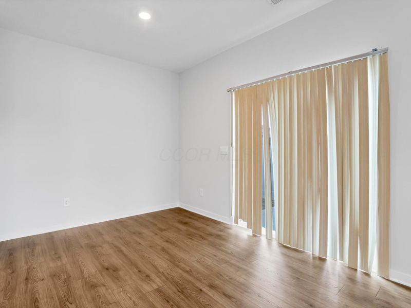 6302 Marinelli Drive N, Columbus, OH 43228 Photo 10