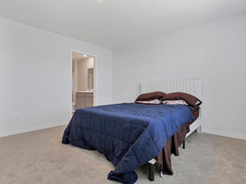6302 Marinelli Drive N, Columbus, OH 43228 Photo 21