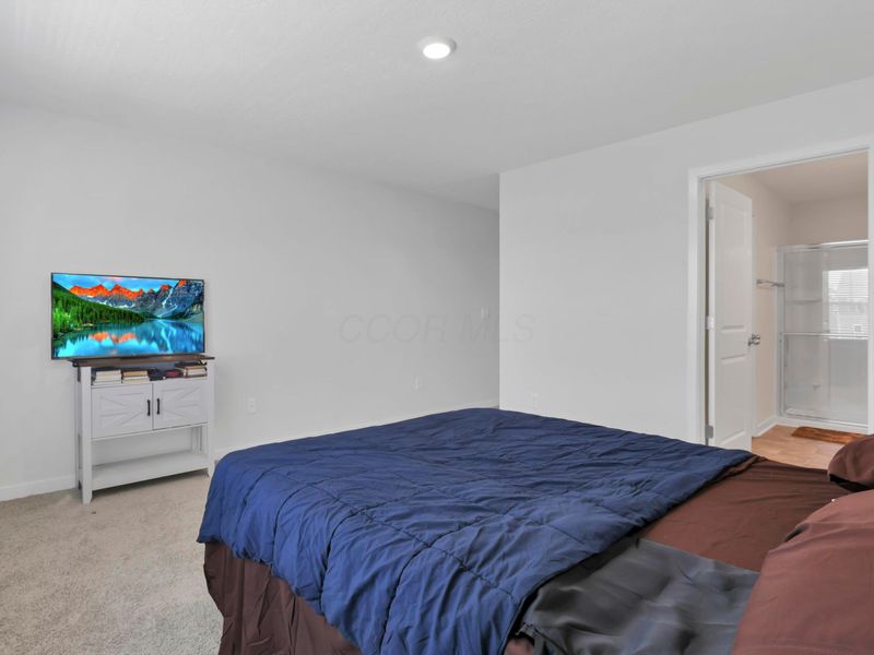 6302 Marinelli Drive N, Columbus, OH 43228 Photo 22