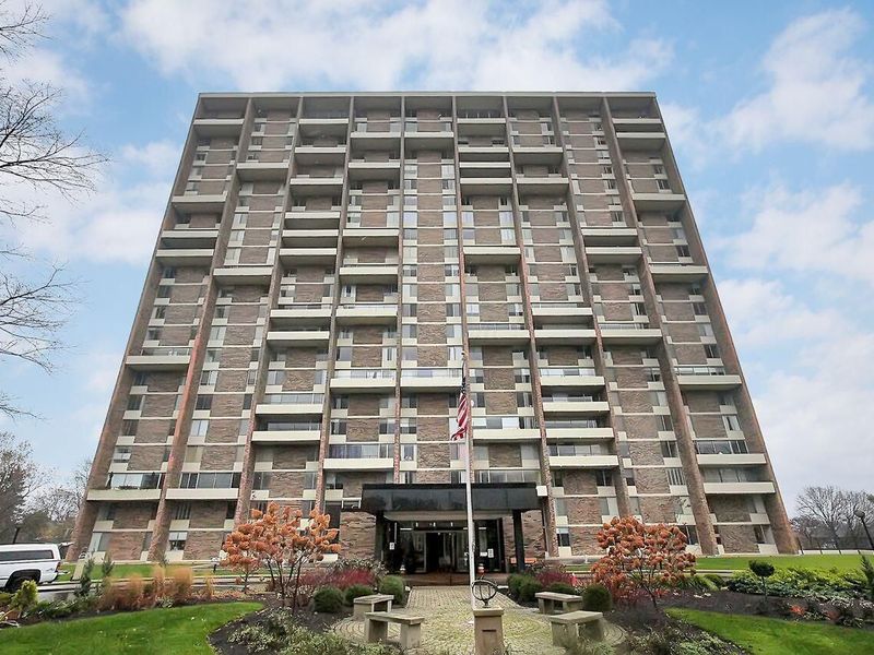 1000 Urlin Avenue , Unit 1822, Columbus, OH 43212 Photo 1