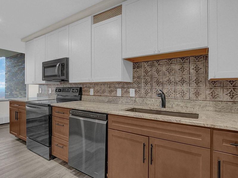 1000 Urlin Avenue , Unit 1822, Columbus, OH 43212 Photo 19