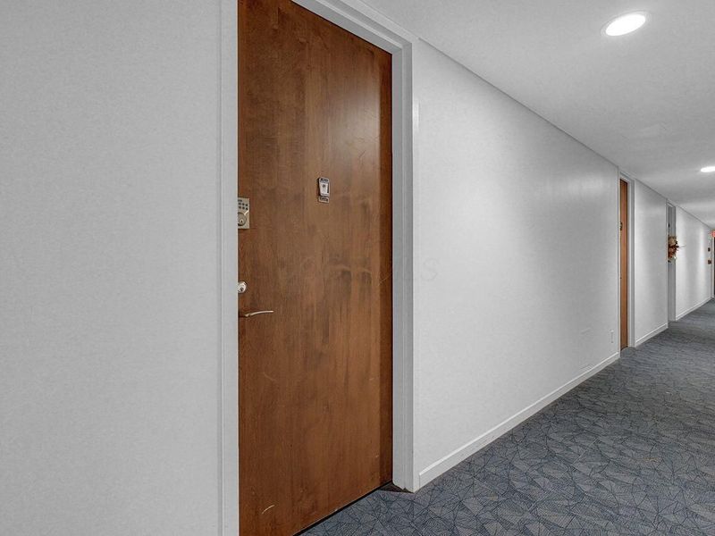 1000 Urlin Avenue , Unit 1822, Columbus, OH 43212 Photo 5