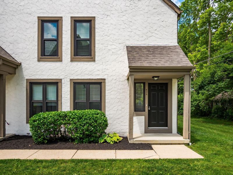 406 Edinburgh Road , Dublin, OH 43017 Photo 1