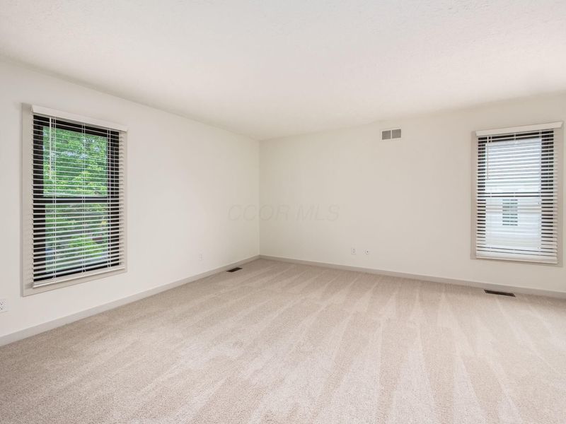 406 Edinburgh Road , Dublin, OH 43017 Photo 20