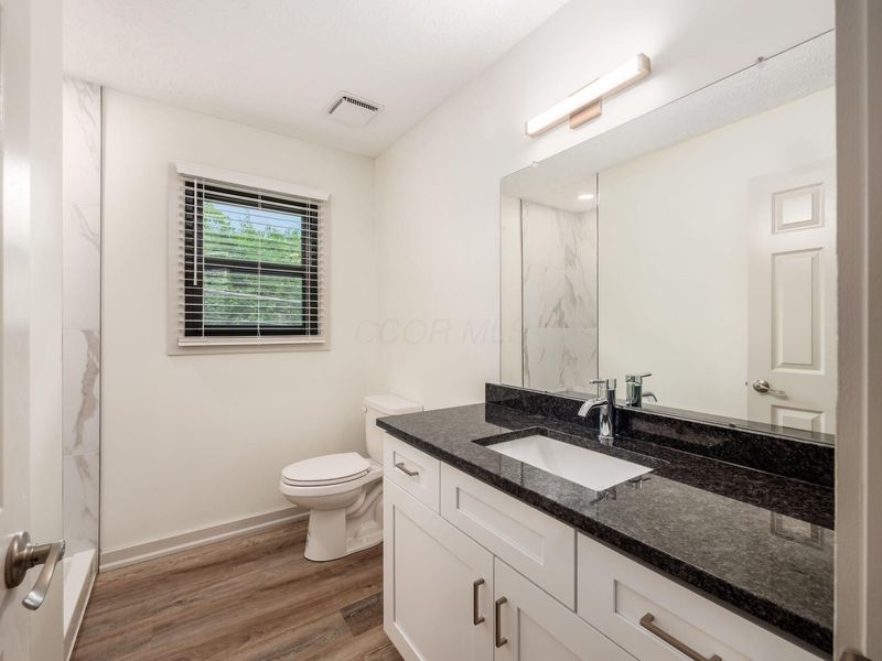 406 Edinburgh Road , Dublin, OH 43017 Photo 23