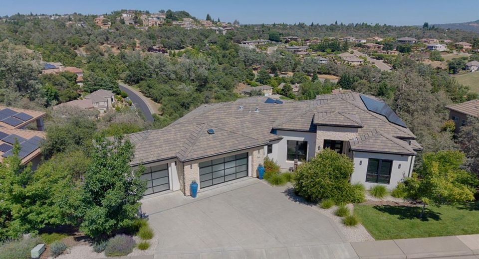 635 Lakeridge Dr, Auburn, CA 95603 Photo