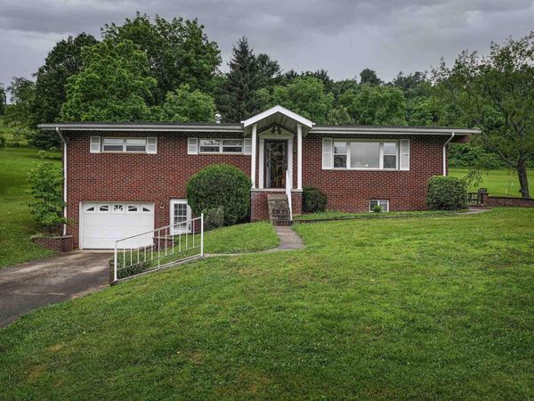 3630 Freedom Highway, Fairmont, WV 26554