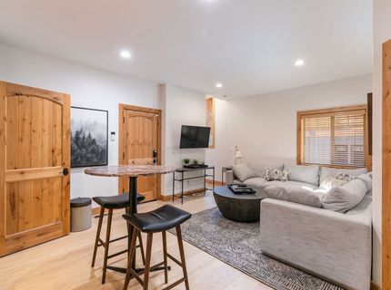 7069 9th Avenue, Tahoma, CA 96142 Photo