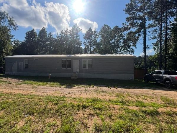 3246 LA 472 Highway , Dry Prong, LA 71423