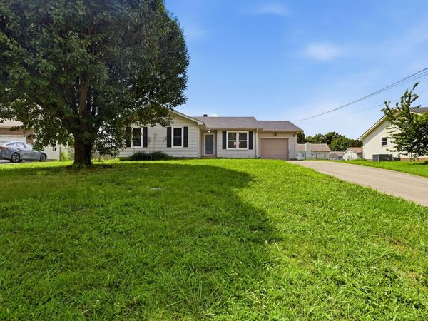 2660 Keyland Dr , Clarksville, TN 37040