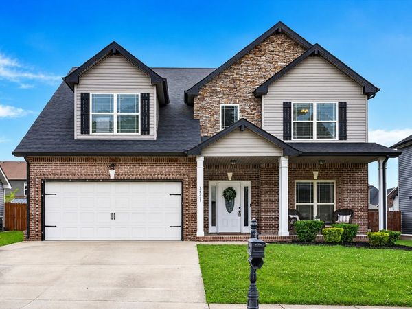 3751 Windmill Dr , Clarksville, TN 37040