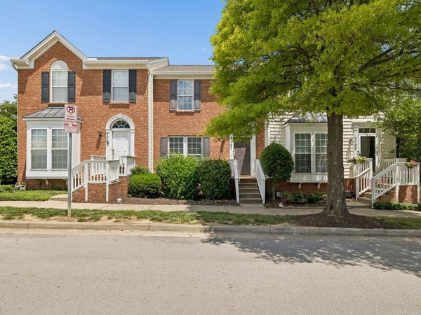 7703 Porter House Dr , Nashville, TN 37211