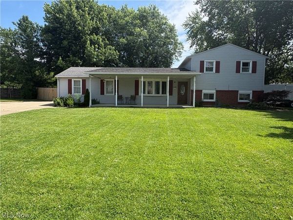 110 Habant Drive , Amherst, OH 44001