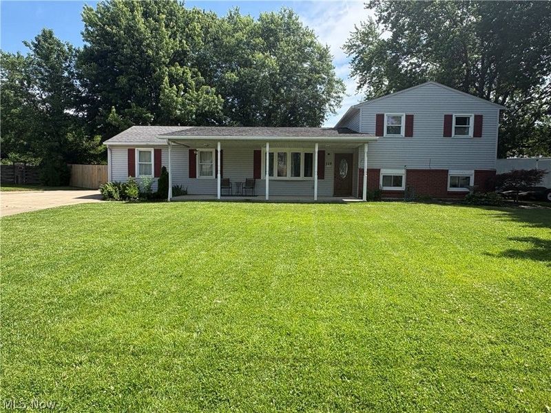 110 Habant Drive, Amherst, OH 44001 Photo 1