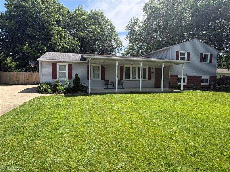 110 Habant Drive, Amherst, OH 44001 Photo 2