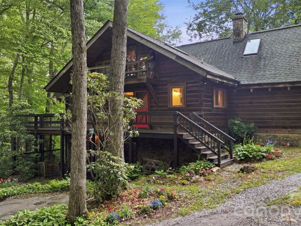 429 Biodome Drive , Waynesville, NC 28785
