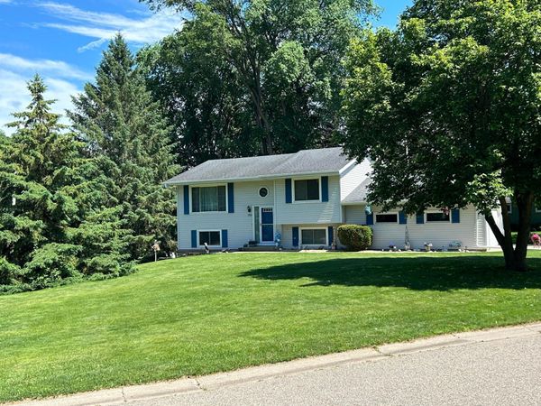 101 Marlane Circle , Jordan, MN 55352
