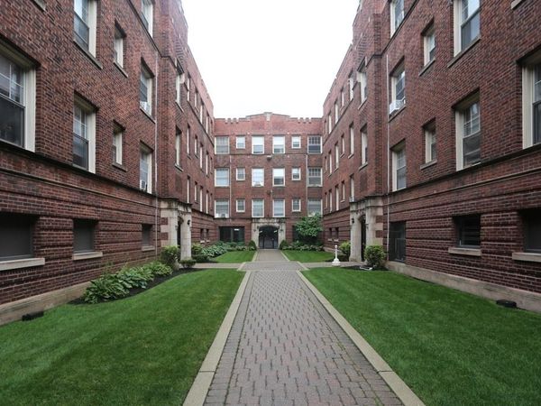 3257 W Wrightwood Avenue , Unit 3A, Chicago, IL 60647