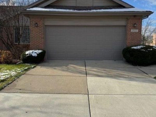 1922 PEBBLE CREEK Drive , CANTON, MI 48188